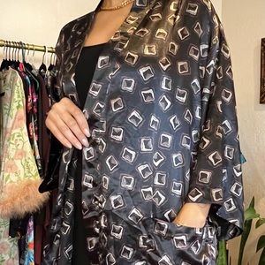 Men’s Silky Patterned Robe
